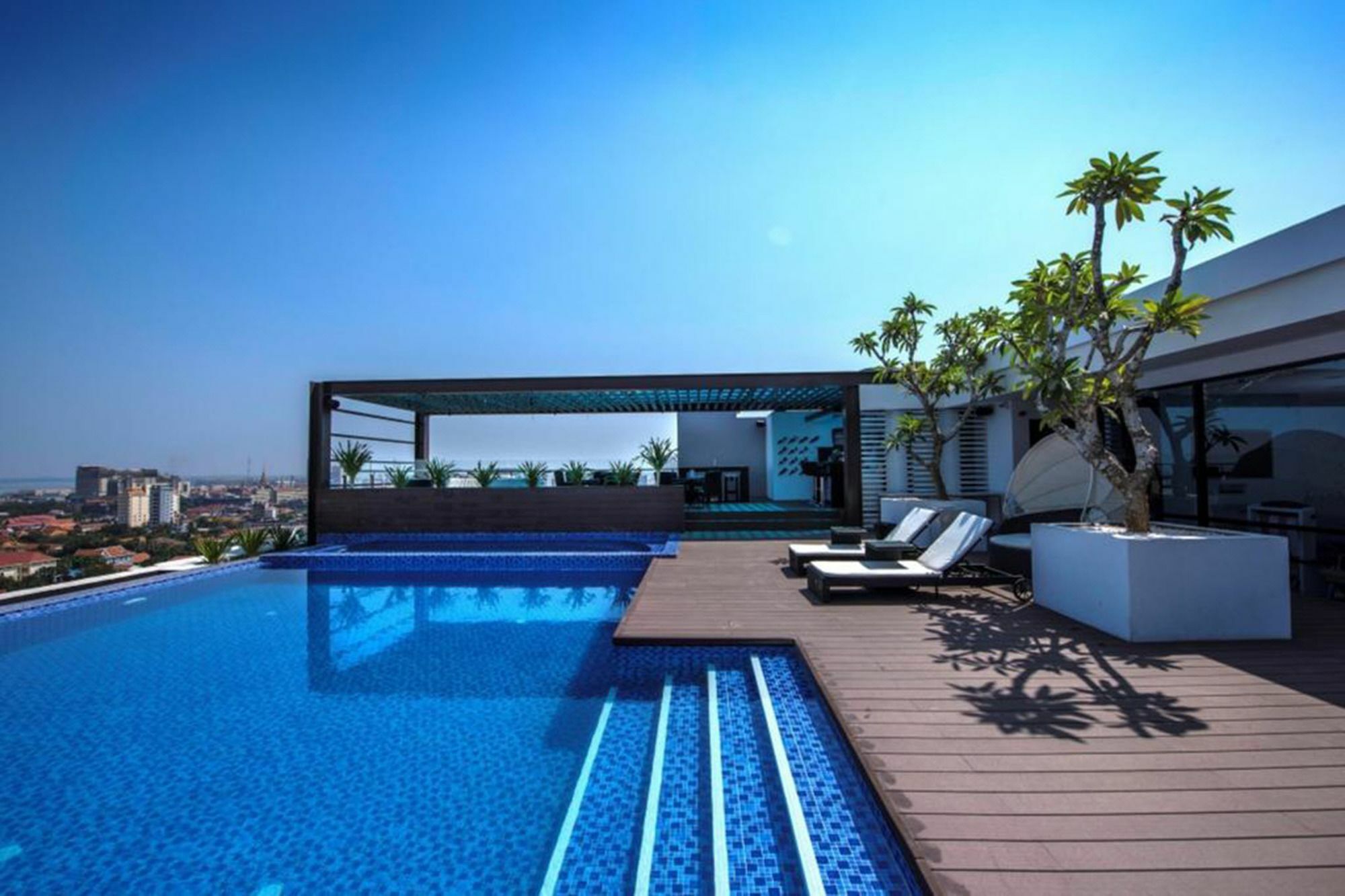 Maline Exclusive Serviced Apartments พนมเปญ ภายนอก รูปภาพ
